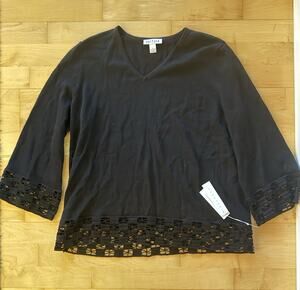 NWT Belford V Neck Pima Cotton Crochet Trim Top L